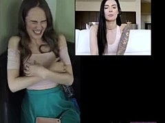 Nubiles की सबसे हॉट लड़कियां एक पोर्न वीडियो में लिंग को चोदती और चूसती हैं