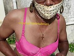 Sissy Lara Dsous Hot tager på en femboy