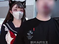 Si ibu Asia mendapat pancutan air mani selepas sesi assfucking yang intens