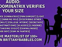 Erotische audio-instructies voor een staande doggy-stijlstand