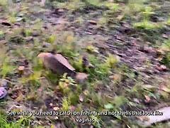 ロシアの義理の母親が自家製のビデオで義理の息子に釣りを教えています