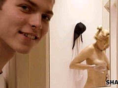 Russian mature seduces perv with her shaved pussy in the bathroom